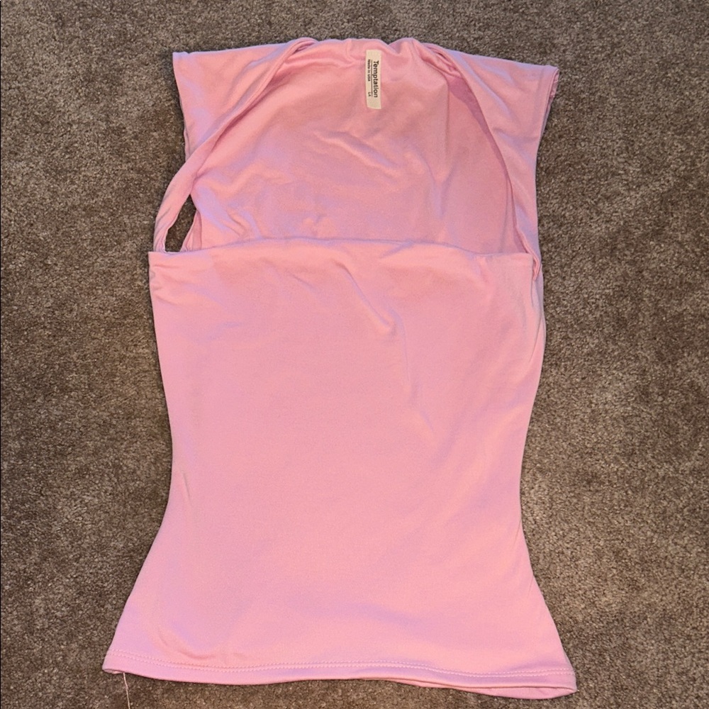 Pink squared low cut top